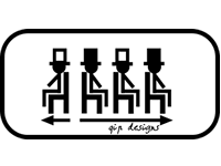 sillas y sombreros